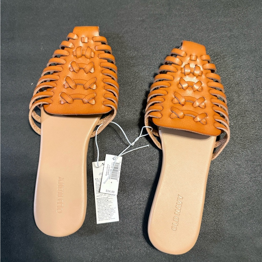 Old Navy Women's Brown Woven Sandals
